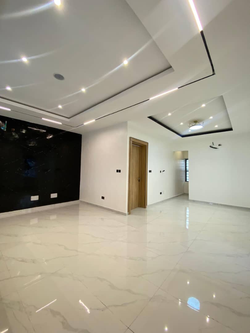 WhatsApp Image 2025-12-21 at 15.06.15 (9)